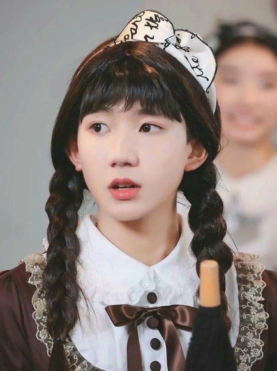 舍不得眼线假睫毛,就别硬演女扮男装了,这5位反串才叫尊重观众