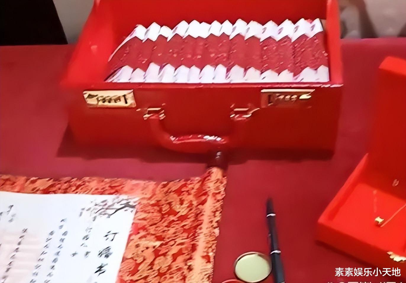 陈亚男做老板生意火爆,事业远超朱小伟,与大衣哥再无瓜葛