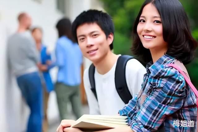 炒股|江苏一考生453分被三本录取,每年学费2.8万,看到室友后心态崩了