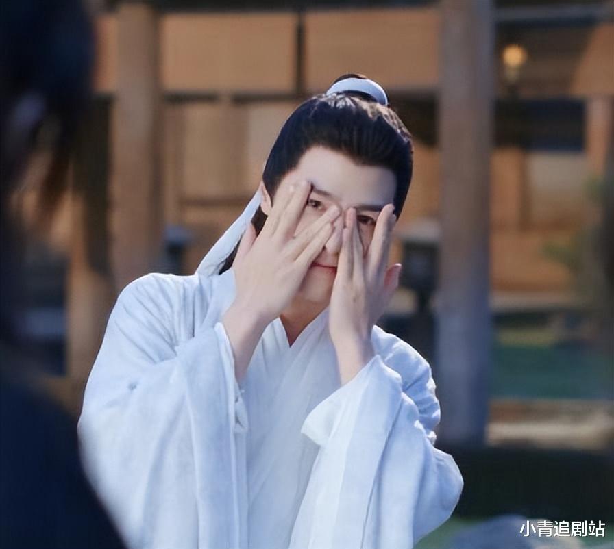 同样是方逸伦演男二，将玉骨遥跟《一念关山》放一起，差距很明显