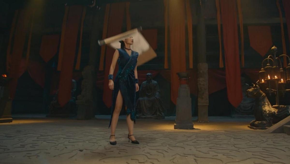 钱小豪|满屏一星，60岁钱小豪拍的烂片，被观众痛骂：直接露肉就行了