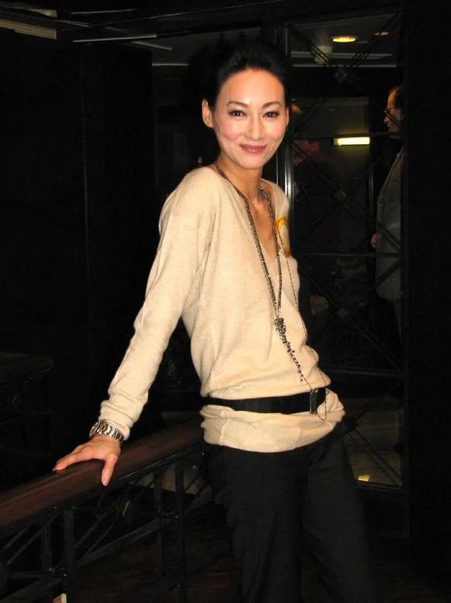 王楚然 董洁演“渣女”，红唇画对了！