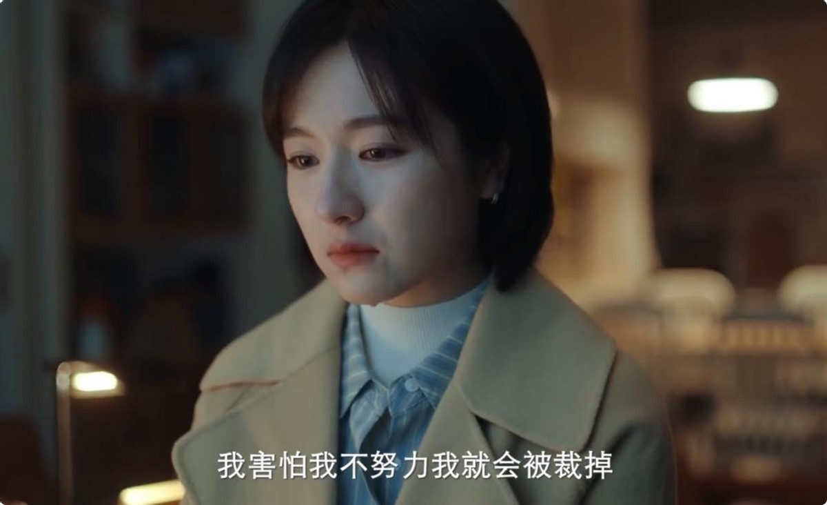 收手吧王阳，45岁王阳和小22岁李兰迪演情侣，吻戏被嘲晚节不保