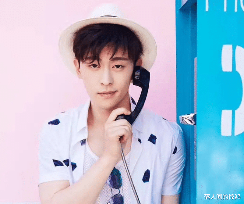 邓伦账号遭封禁,道个歉就想继续工作,大V放话:这还只是开始