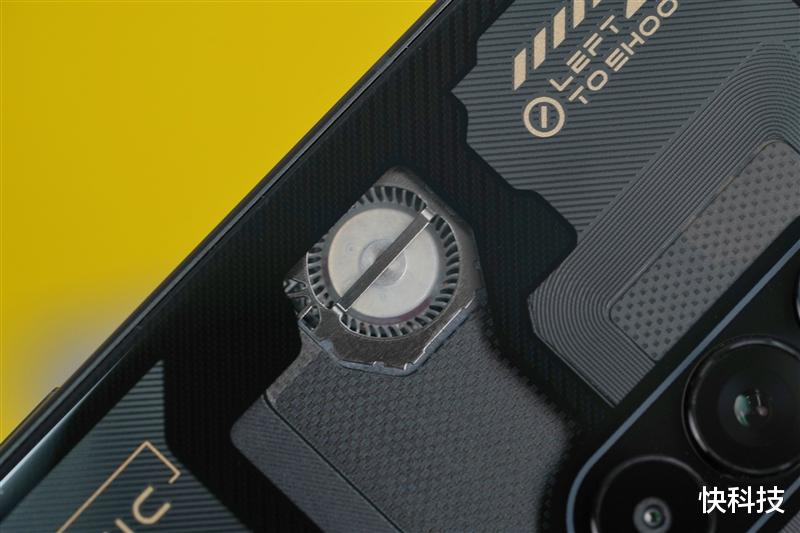 真全面屏的终极形态!红魔8 Pro+评测:超硬核的电竞旗舰