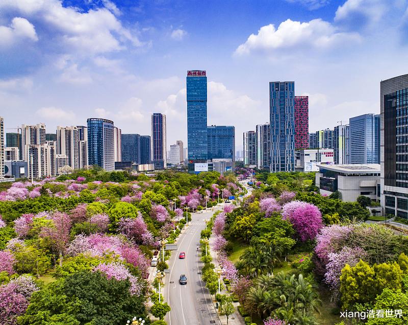 柳州|以“螺蛳粉”挤出圈的网红城市，工业重城跻身一流旅游城市？