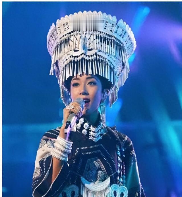 卖惨炫富当小三,没有底线的绿茶女!歌唱得好也不是她的遮羞布!