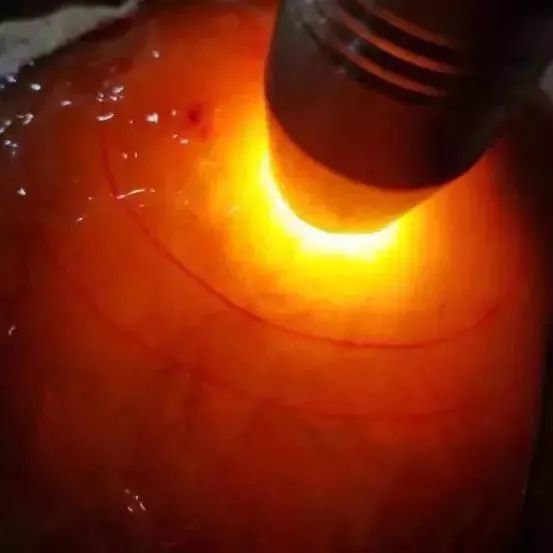 一眼就相中的翡翠料子,满肉,成品如何!