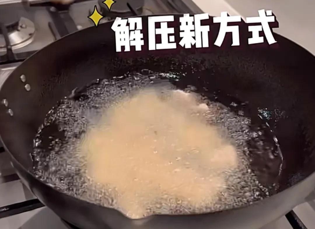 |董洁晒樱桃肉,50万人围观,评论区爆了