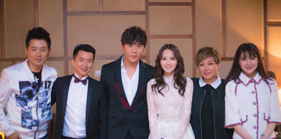 婚变再添实锤,伊能静忍无可忍说出了真相,秦昊该怎么办?