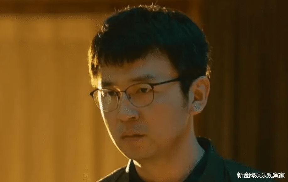 坚如磐石连续3天票房逆跌，豆瓣仅6.5分，却凭三点原因领跑国庆档