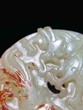 清乾隆 和田玉籽料留皮 龙凤呈祥 玉璧