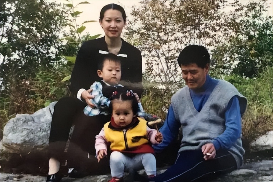 |哈文“无脑规则”坑惨央视,11年前的错误,让赵本山选择退出春晚