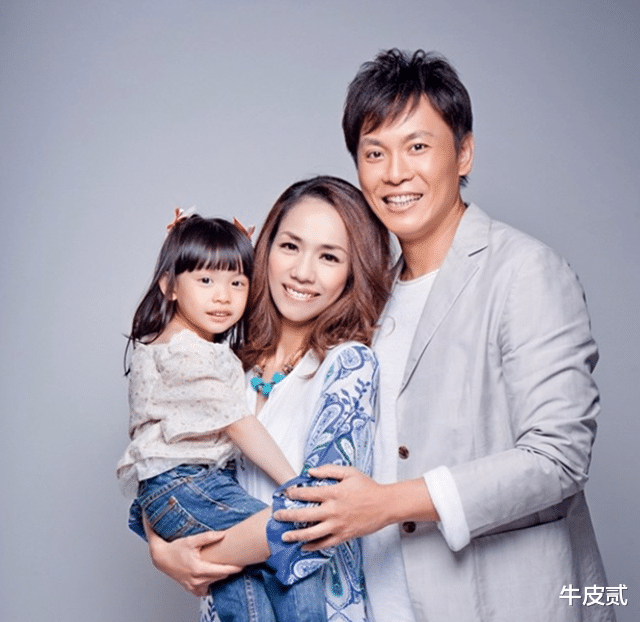 受排挤转学、哭诉活不下去,星二代遭受到的校园霸凌,一言难尽