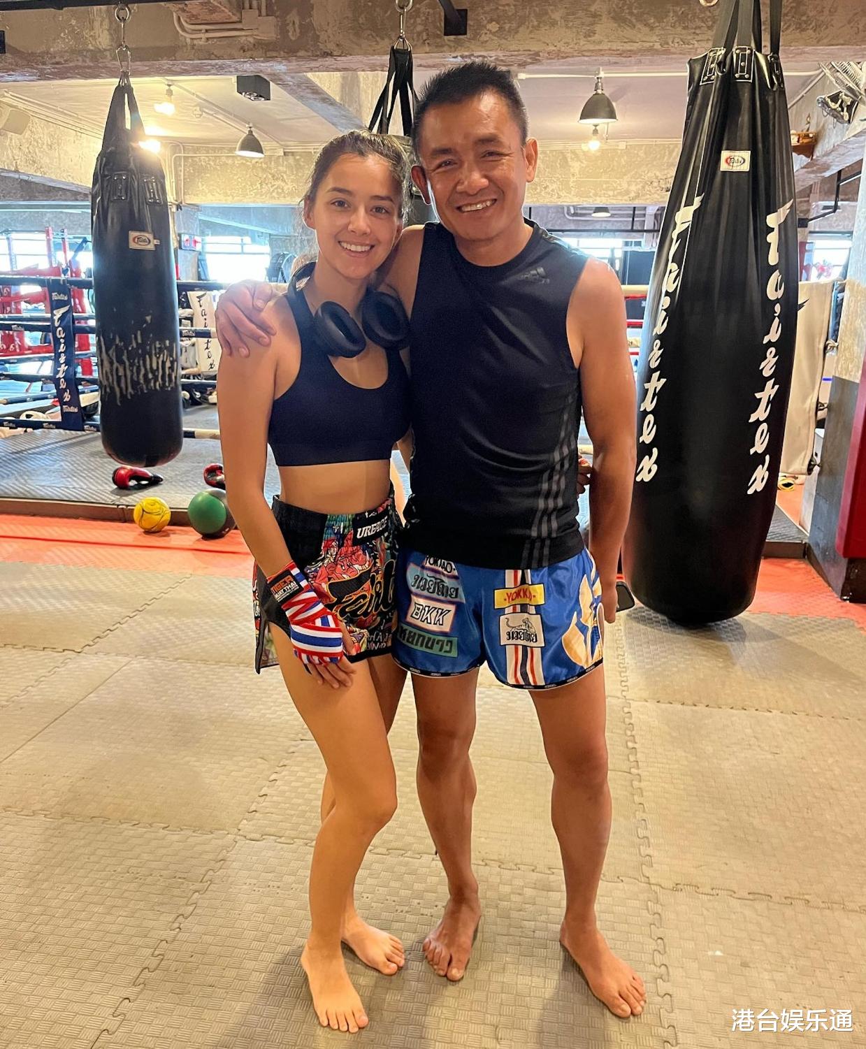 港姐谢嘉怡不受宠?港媒批TVB糟蹋人:这么努力都不给上位机会!