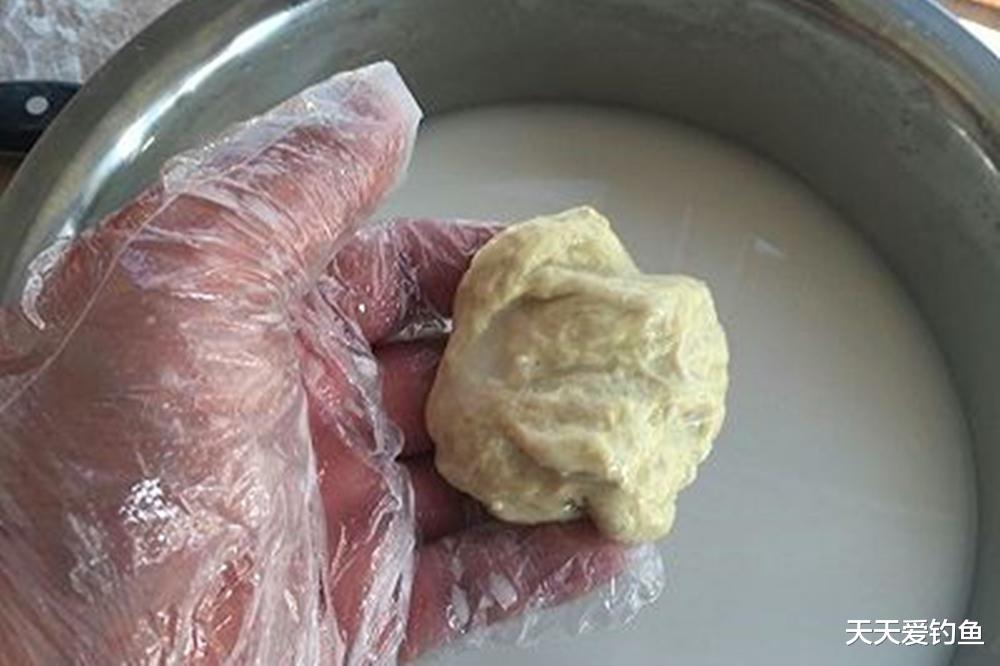 盛夏野钓鲫鱼,2种钓法小中取大,天热也能钓到大鲫鱼