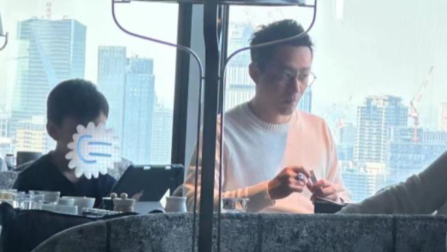 曝大S感谢狗仔扳倒前夫，经纪人放大招，汪小菲态度转变疑受威胁