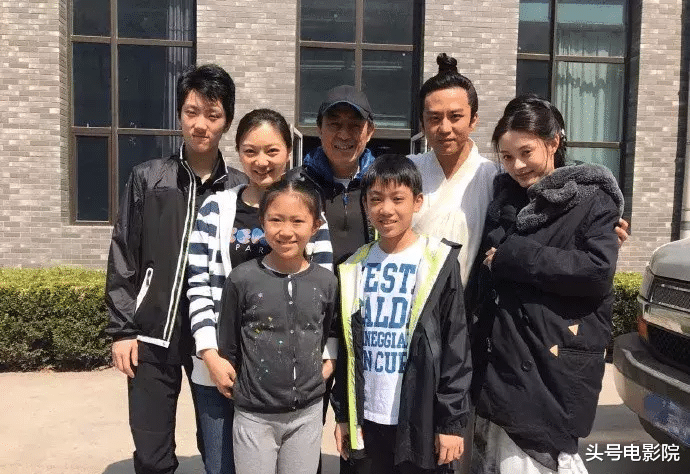 张艺谋|张艺谋拍《满江红》有私心!21岁大儿子首演父亲电影,你发现了吗