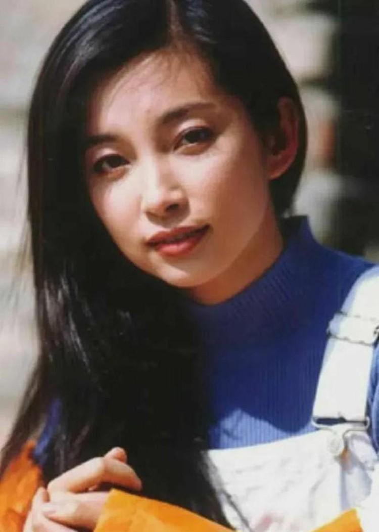 李冰冰|任泉：李冰冰不是我们班最漂亮的，但她有一张王牌照片，见组必赢