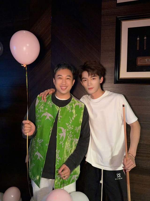 于正内涵祝绪丹放鸽子,用词阴阳怪气,也不看看对方导演是谁