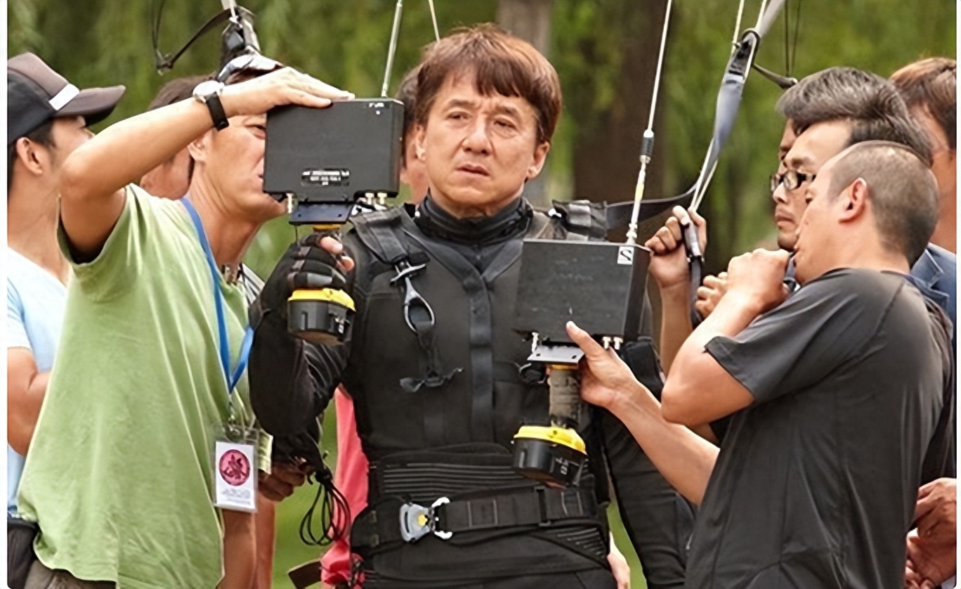 绝不改国籍的9位明星：宁缴千万罚款，也坚持自己是中国国籍！