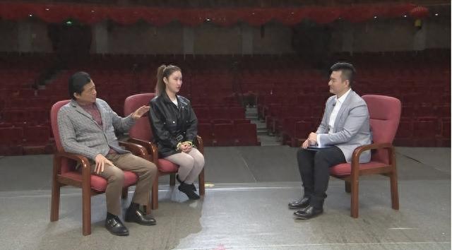 丰满水嫩,小28岁,这娇妻绝了!不过大叔,66岁了保重身体