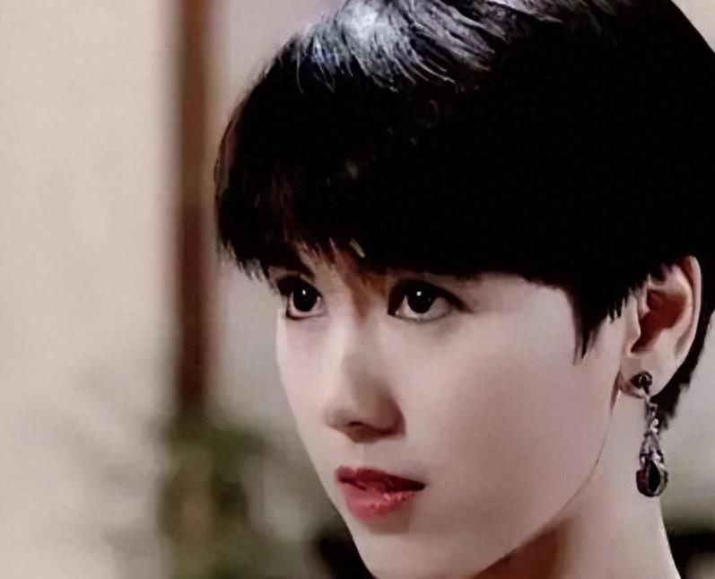 片场被折磨三小时?曾志伟假戏真做让人不解!网友:第二个蓝洁瑛