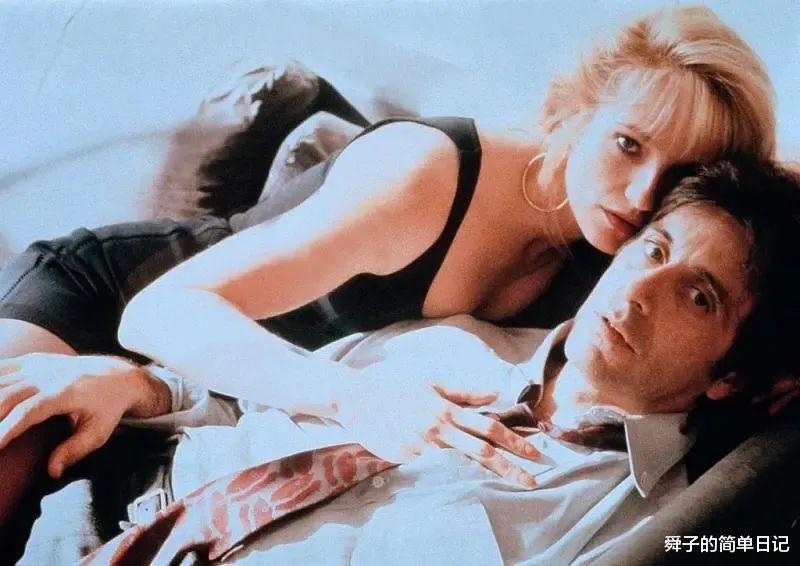 比肩《本能》的情爱凶杀片，探案者坠入情网，凶手深藏身后