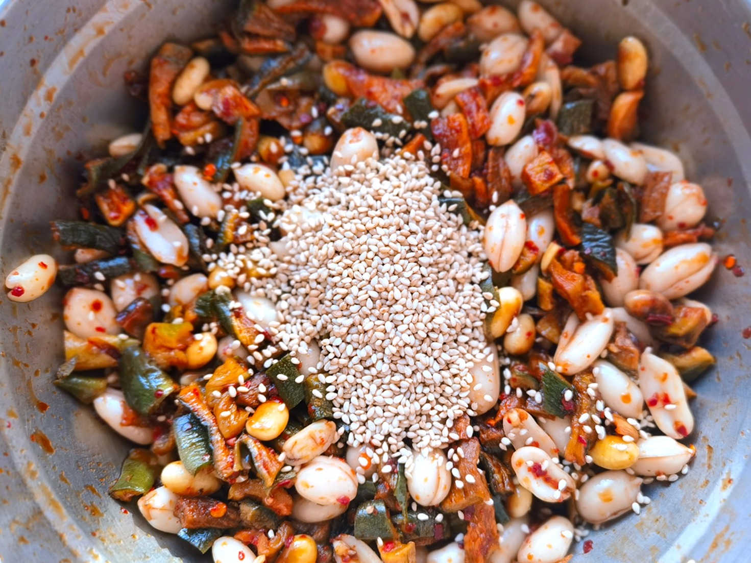 萝卜干|冬天遇到这菜别手软,才3毛钱一斤,一次买30斤晒干,随手一拌真香!