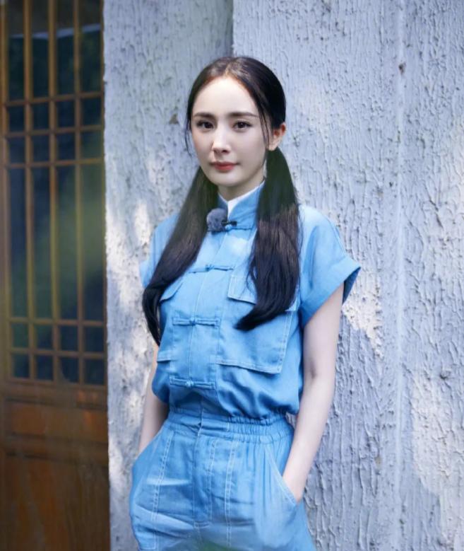 杨幂|杨幂工作室公章,留意到了吗?