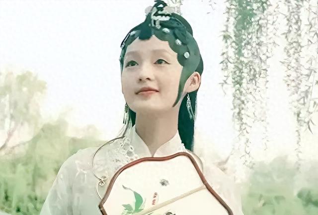 李沁：国家秘密培养她9年，转身却踏进娱乐圈，背后原因令人感慨