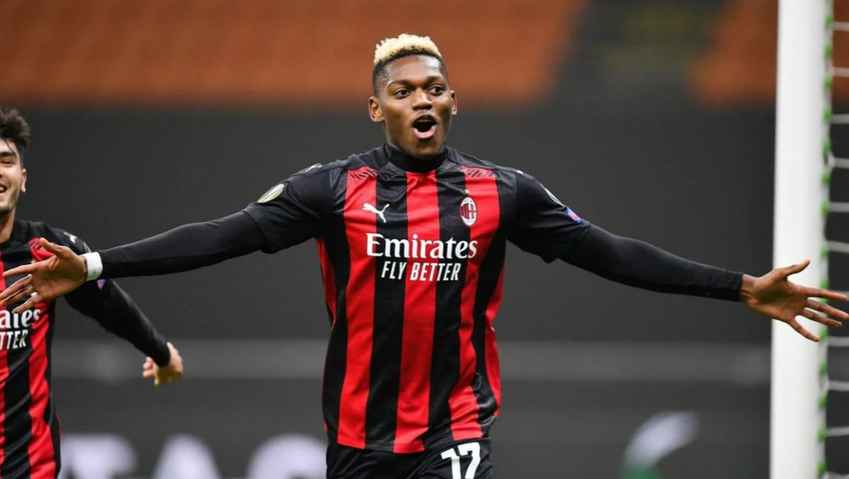 马尔蒂尼神了,倒赚2000万,自降薪资留队 - 体育资讯(主打网)