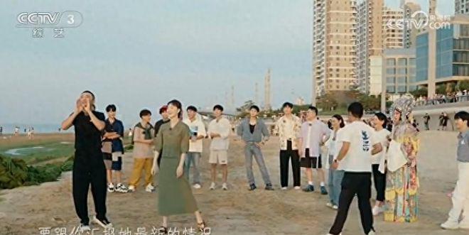 她被母亲催婚13年,如今38岁终于正式官宣结婚,母亲终于放心了