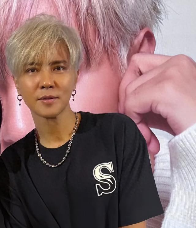 罗志祥新加坡现身，脸部整容过度，气质变得像蔡依林？