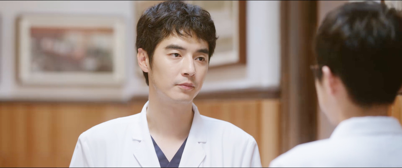 央视《问心》高开高走,本以为毛晓彤是亮点,没想到女六号更惊艳