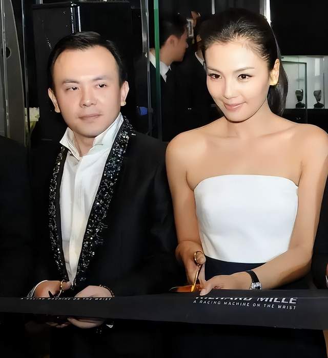 刘涛|刘涛豪门梦破碎后不敢离婚,她婆婆一句道出其中刘涛真面目。