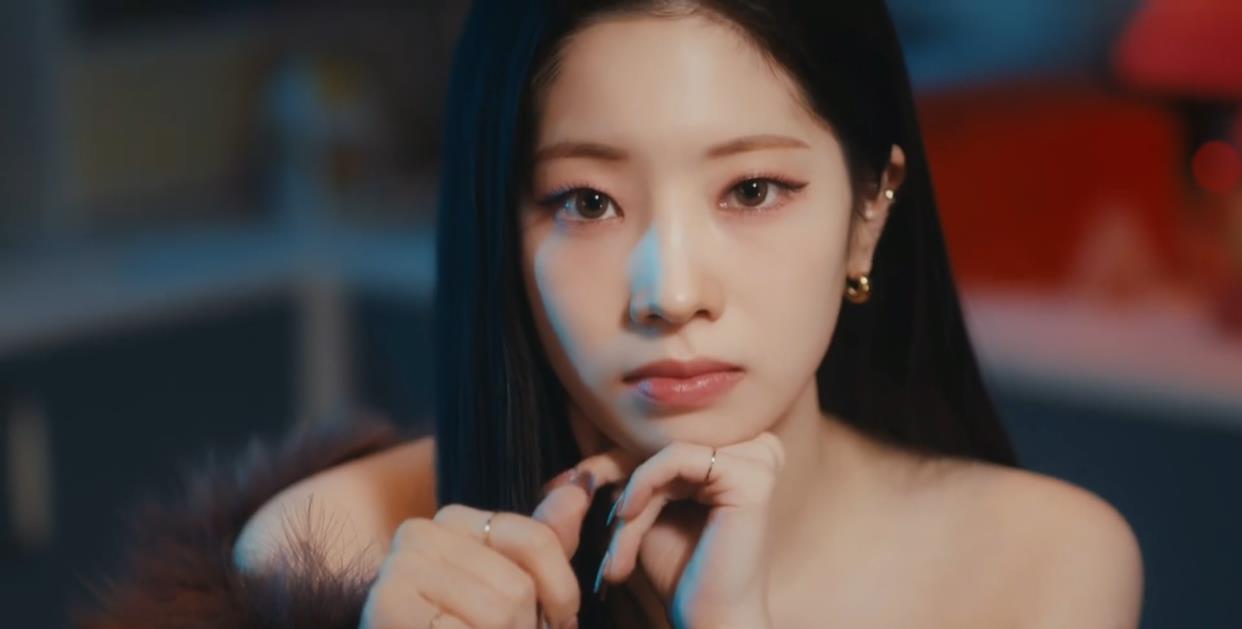 moonlight sunrise|TWICE英文先行曲《MOONLIGHT SUNRISE》MV预告1公开!