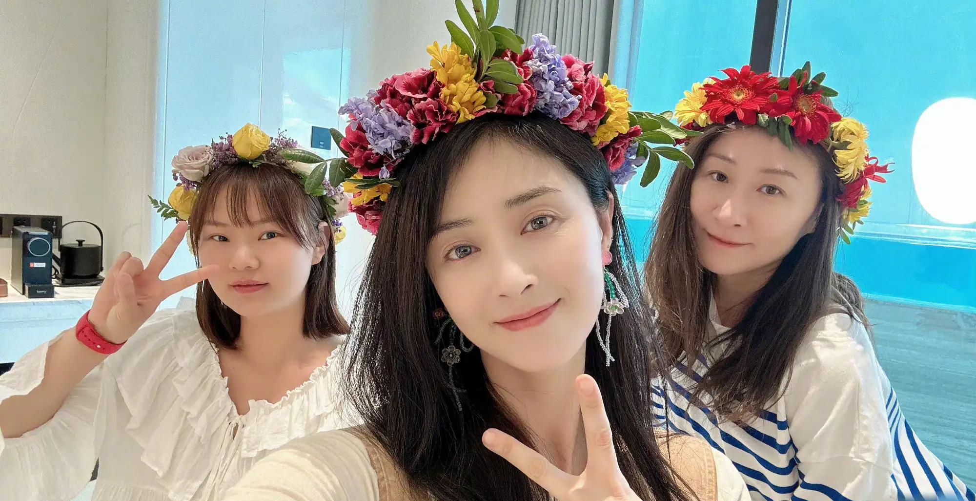 蒋欣|曝光率下降的蒋欣，已经走上了另一条大道