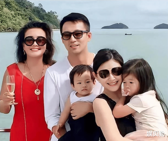 张兰质疑大S假怀孕,20天后被证实所言非虚,葛斯齐成了神助攻