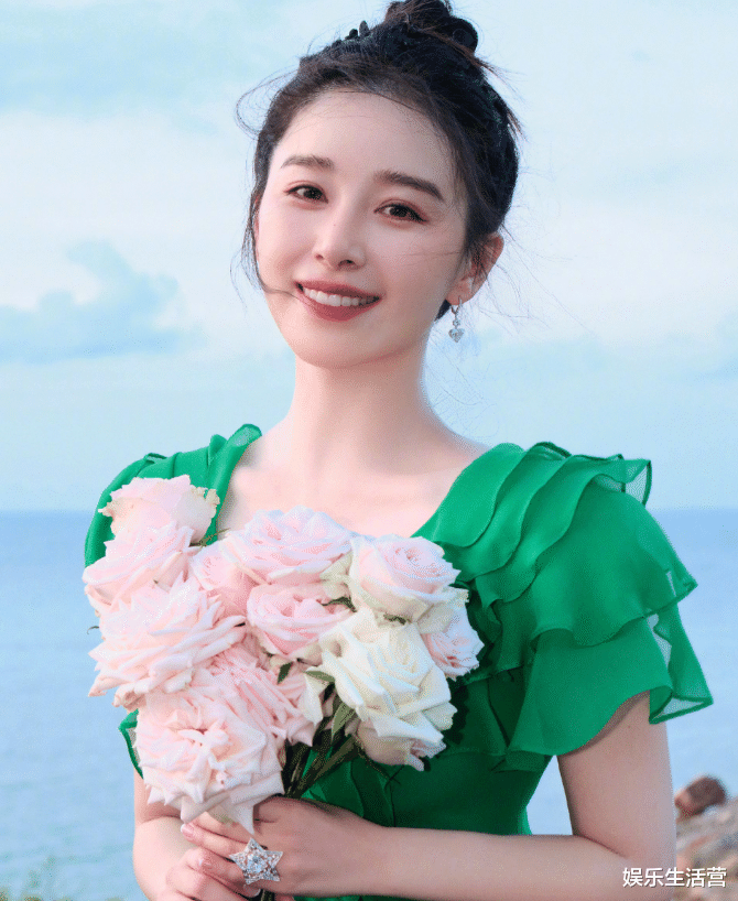 阚清子|窦骁2.0？阚清子男友承包小岛，行李一车装不下，亲操求婚现场