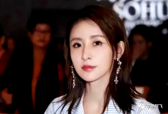 表面上是“国民媳妇”，私下被王思聪称为富豪收割机，如今沦落到无戏可拍