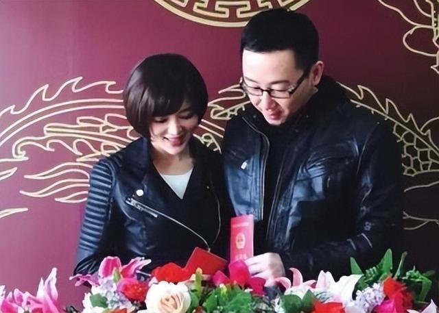 自撕人设的秦岚,把一手烂牌打成王炸