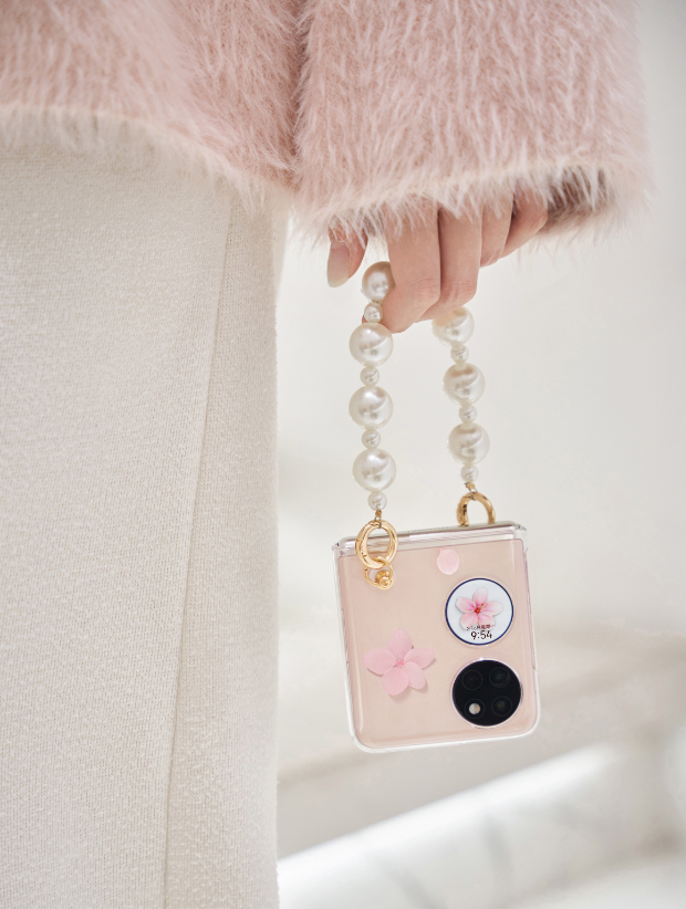 |情人节抄作业！精致又高级的华为小折叠，直击TA的心！