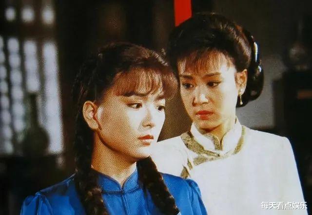 我们熟悉的她已离世,29岁与男友坠机而亡,双双殒命大海之中