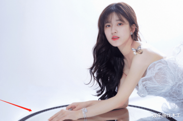 赵露思|真要凉？赵露思封杀风波后又曝片场霸凌，业内人士集体下场指责