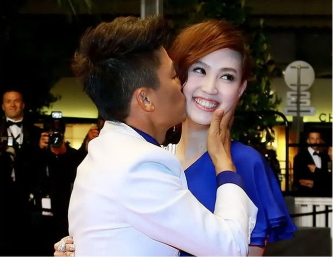 马蓉王宝强离婚后首次同框！37岁马蓉新染一头金发像大学生