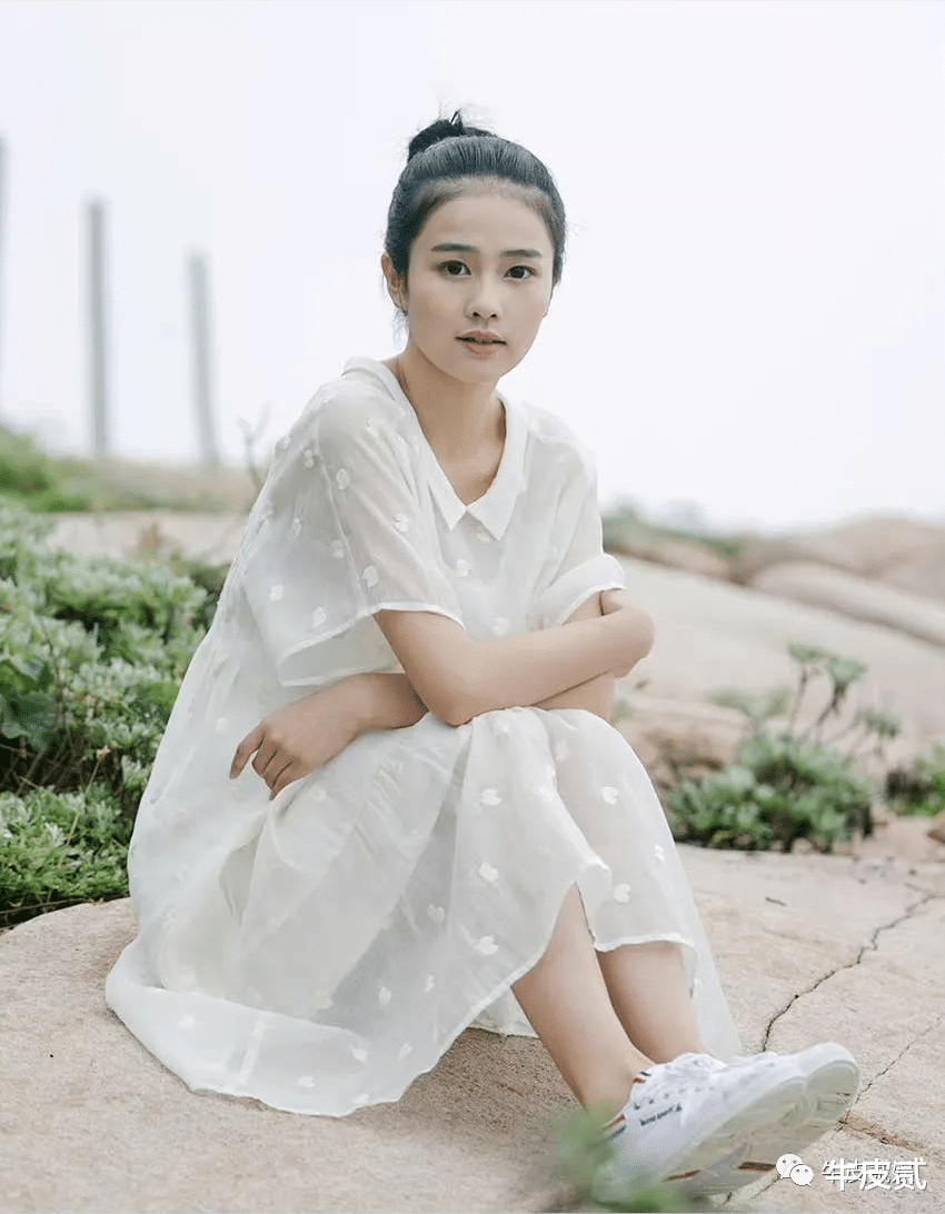 明明长着同一张脸，有人成顶流，有人死活捧不红，网友：大红靠命