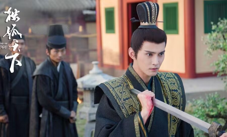 陈晓、杨幂首搭古装，陈乔恩、徐正溪惊喜加盟，《隐凤朝阳》启动