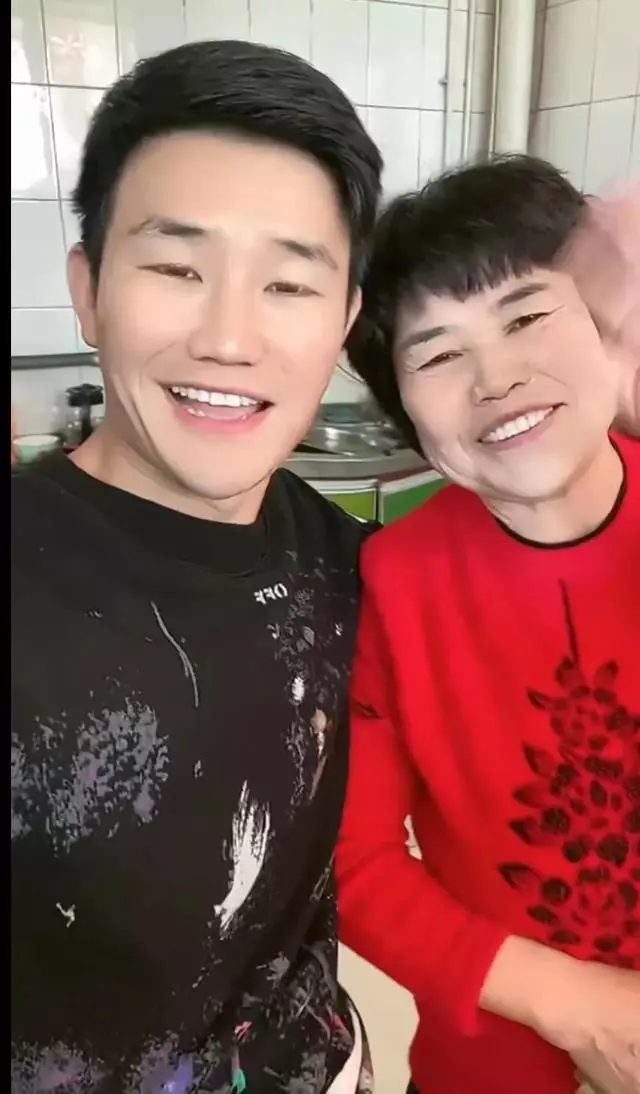 娱乐圈|消息太突然，演员嘎子发视频向粉丝报告退出娱乐圈，有缘江湖再见