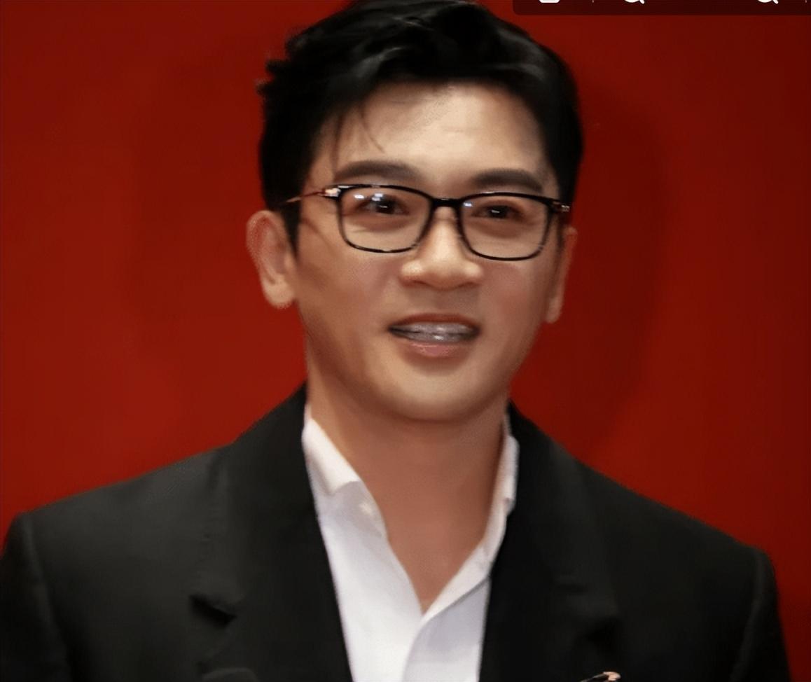 年底骗子多，朱丹被骗光积蓄，李沁、苏有朋、汤唯、李若彤都上榜